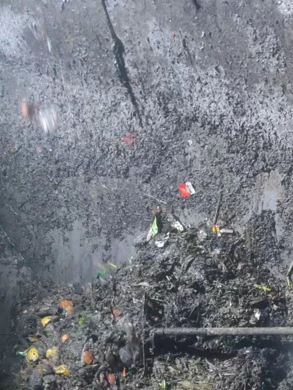 明水污水池清理